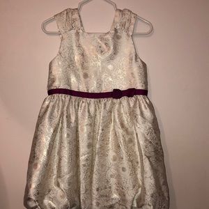 Cherokee party gold flower print burgundy bow